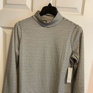 Chico’s mock neck tunic top